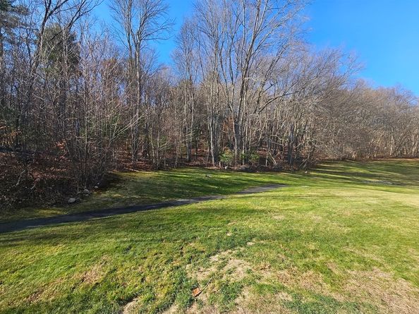 129 Quaker Hwy 6, Uxbridge MA 01569