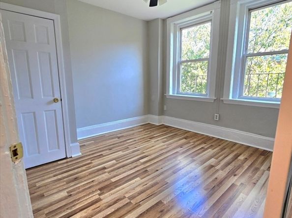 115 Salem St 16, Boston MA 02113