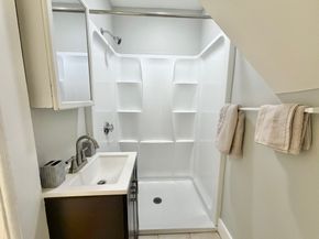 15 Hale St, Fitchburg MA 01420