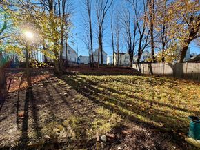 15 Hale St, Fitchburg MA 01420