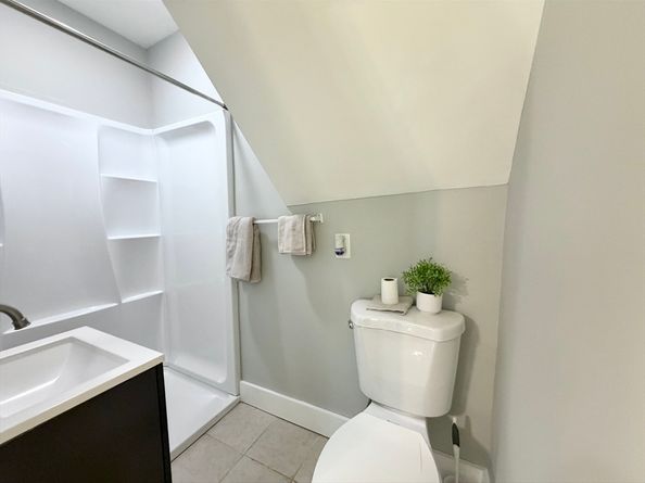 15 Hale St, Fitchburg MA 01420