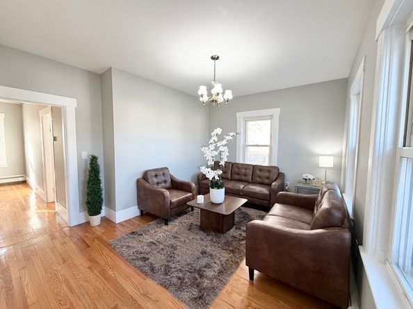 15 Hale St, Fitchburg MA 01420