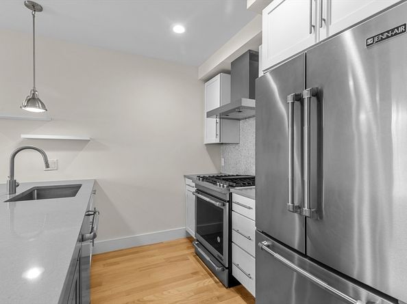 150 W Broadway 313, Boston MA 02127