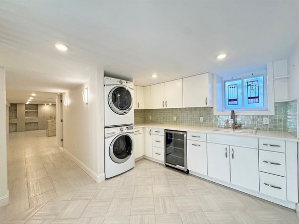 241 Mountain Ave, Malden MA 02148