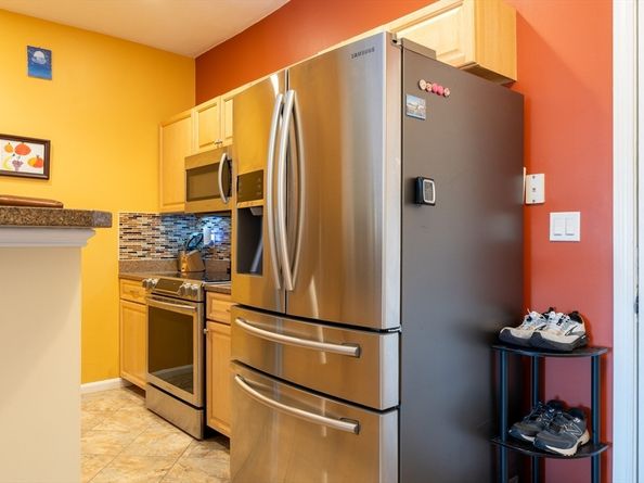 10 Felton Street 208, Brockton MA 02301