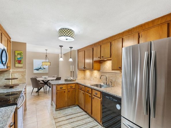 1100 Salem Street 58, Peabody MA 01940