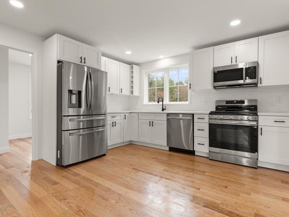 145 Groton Rd, Westford MA 01886