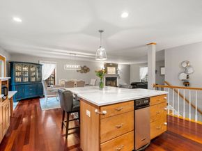 28 Baldwin Avenue, Melrose MA 02176