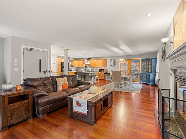 28 Baldwin Avenue, Melrose MA 02176