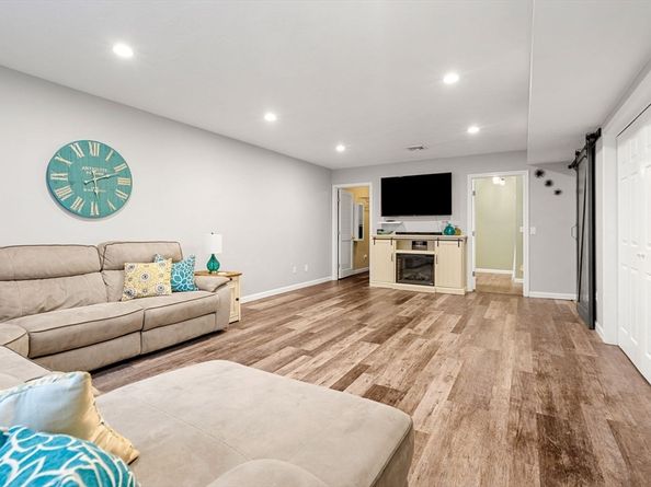 28 Baldwin Avenue, Melrose MA 02176