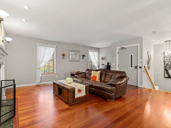 28 Baldwin Avenue, Melrose MA 02176