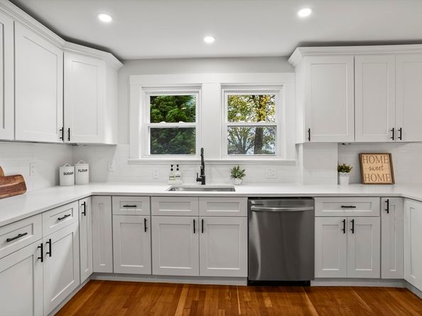 45 Fuller Rd 45, Watertown MA 02472