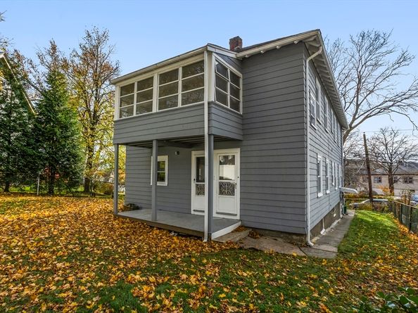 45 Fuller Rd 45, Watertown MA 02472