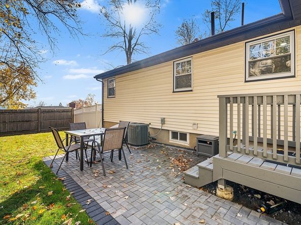 36 Whitelock Dr, Marlborough MA 01752