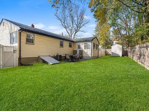 36 Whitelock Dr, Marlborough MA 01752