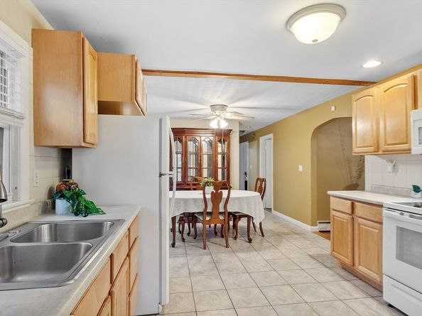 14 Maryann Drive, Worcester MA 01606