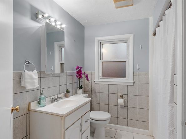 14 Maryann Drive, Worcester MA 01606