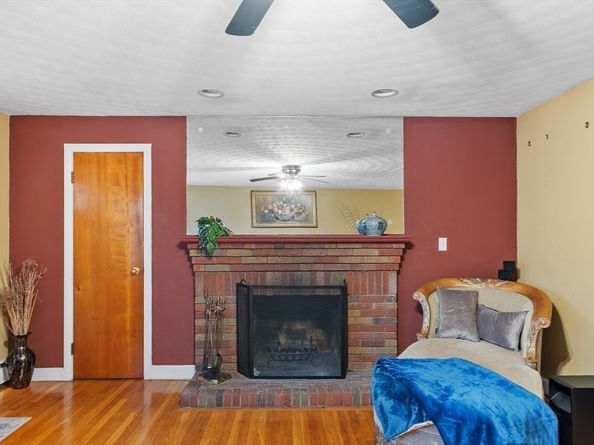 14 Maryann Drive, Worcester MA 01606