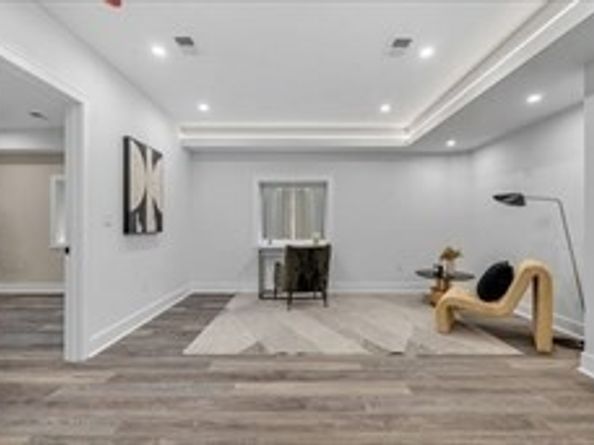 286 Nevada U286, Newton MA 02460