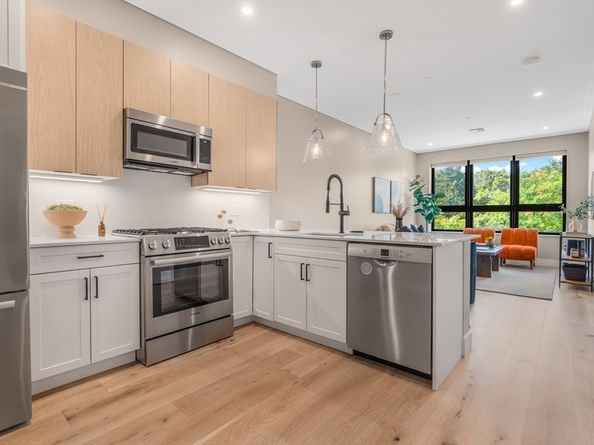 70 Leo Birmingham Parkway U307, Boston MA 02135