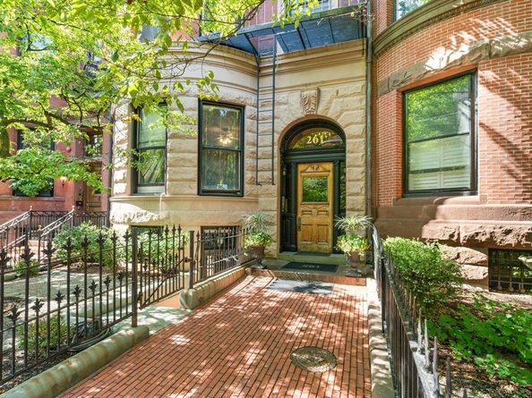 261 Marlborough St 4R, Boston MA 02116