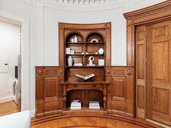 261 Marlborough St 4R, Boston MA 02116