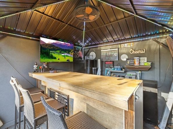 141 Peach St, Barre MA 01005