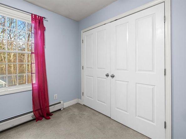 141 Peach St, Barre MA 01005