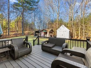 141 Peach St, Barre MA 01005