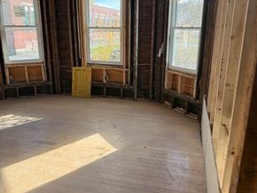 863 N Main St, Brockton MA 02301