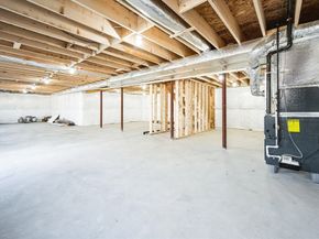 10 Falcon Dr, Shrewsbury MA 01545