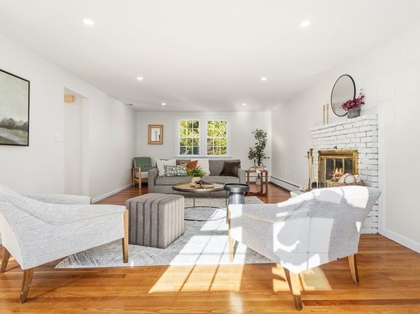 29 Susan Dr, Saugus MA 01906