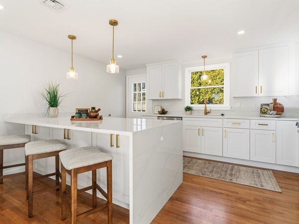 29 Susan Dr, Saugus MA 01906