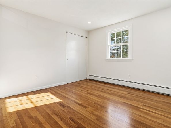 29 Susan Dr, Saugus MA 01906