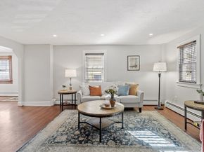 42 Stevens Street 42, Andover MA 01810