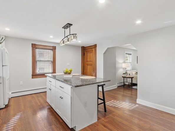 42 Stevens Street 42, Andover MA 01810