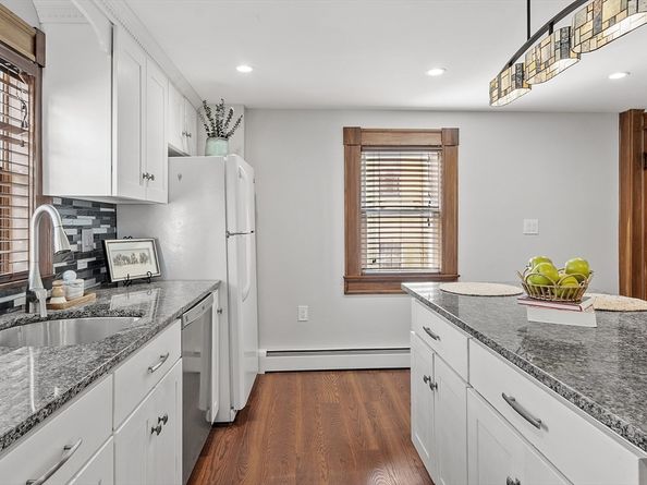 42 Stevens Street 42, Andover MA 01810