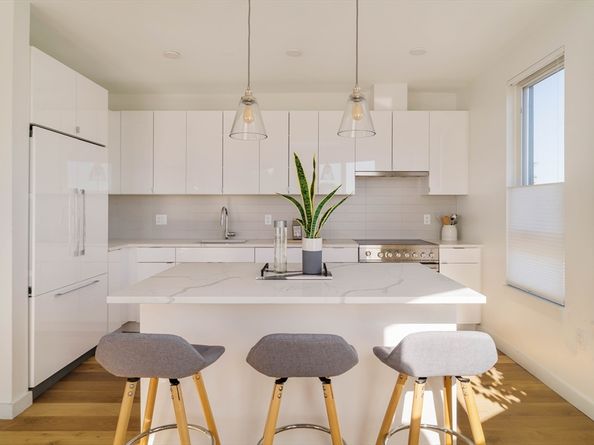 97 Elmwood Street 110, Cambridge MA 02140