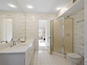 34 Pickman Dr, Bedford MA 01730