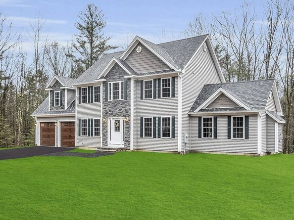 1180 Elm St Applewood, Leominster MA 01453