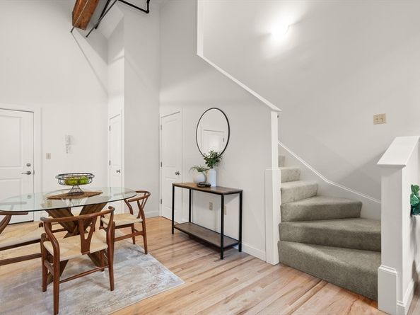 12 Brookside Rd 28, Westford MA 01886