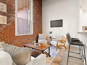 12 Brookside Rd 28, Westford MA 01886