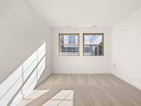 12 Brookside Rd 28, Westford MA 01886