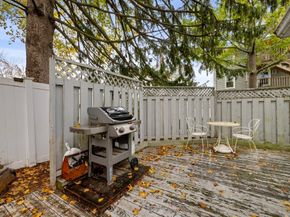 17 Cliff St, Salem MA 01970