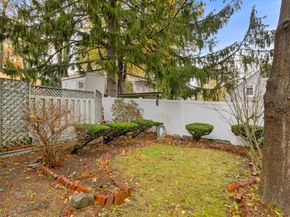 17 Cliff St, Salem MA 01970