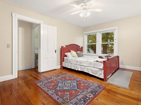 17 Cliff St, Salem MA 01970