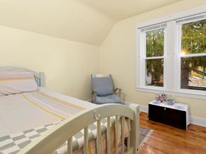 17 Cliff St, Salem MA 01970