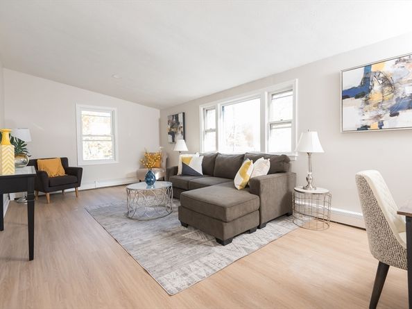 1085 Bedford St, Abington MA 02351