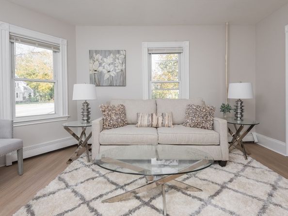 1085 Bedford St, Abington MA 02351