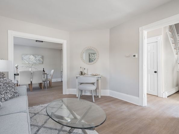 1085 Bedford St, Abington MA 02351